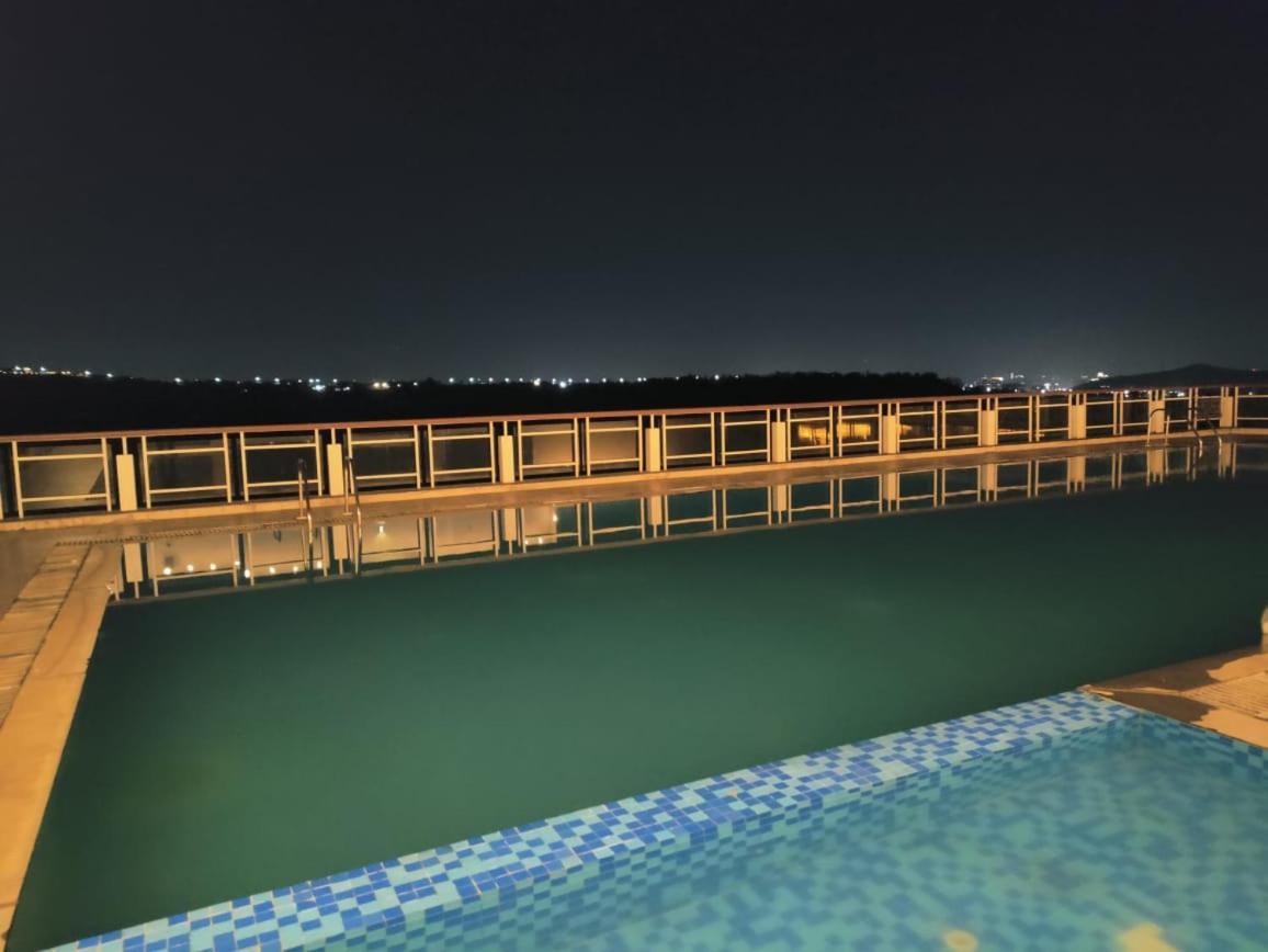 The Cliff Otel Pune Dış mekan fotoğraf